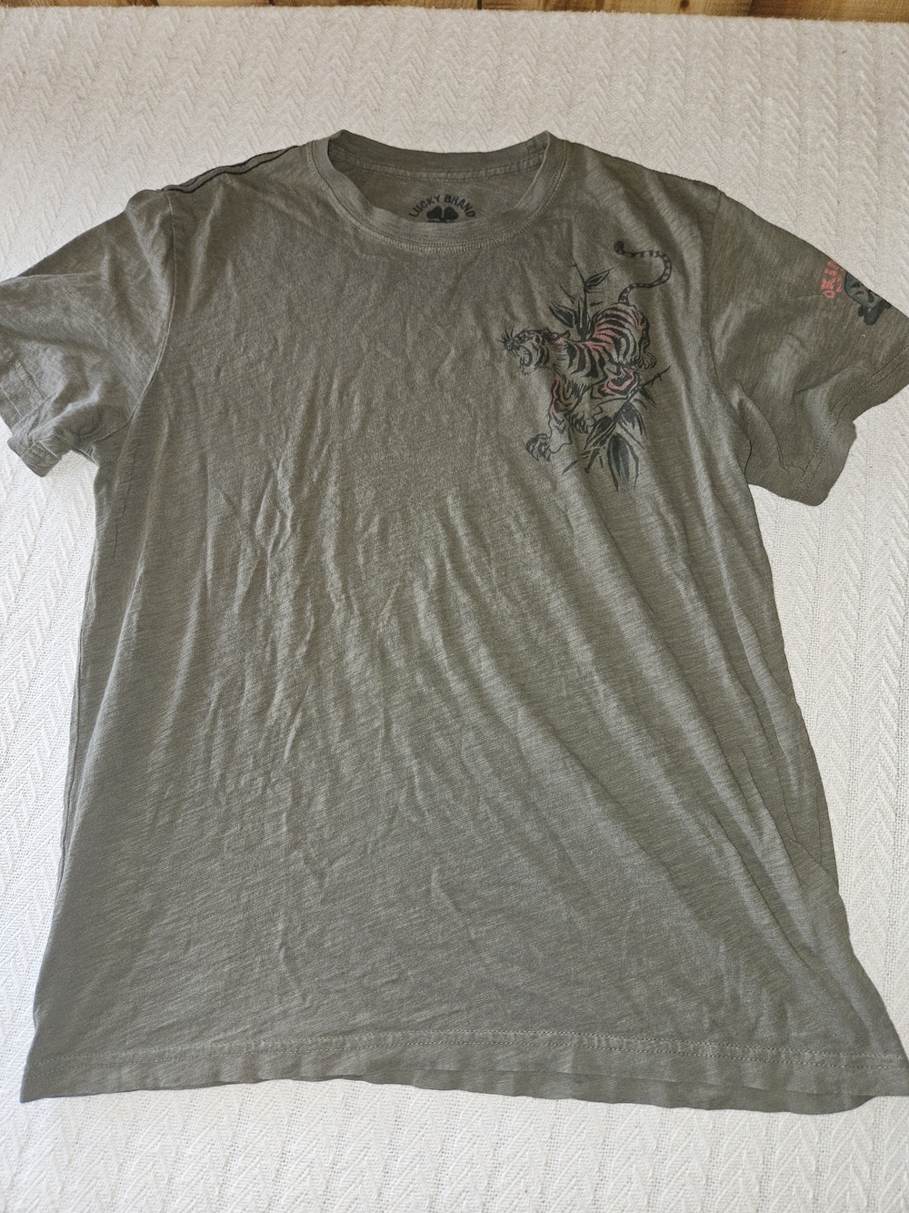 Lucky Brand Olive Green Short Sleeve Tee with Tiger Chest Graphic